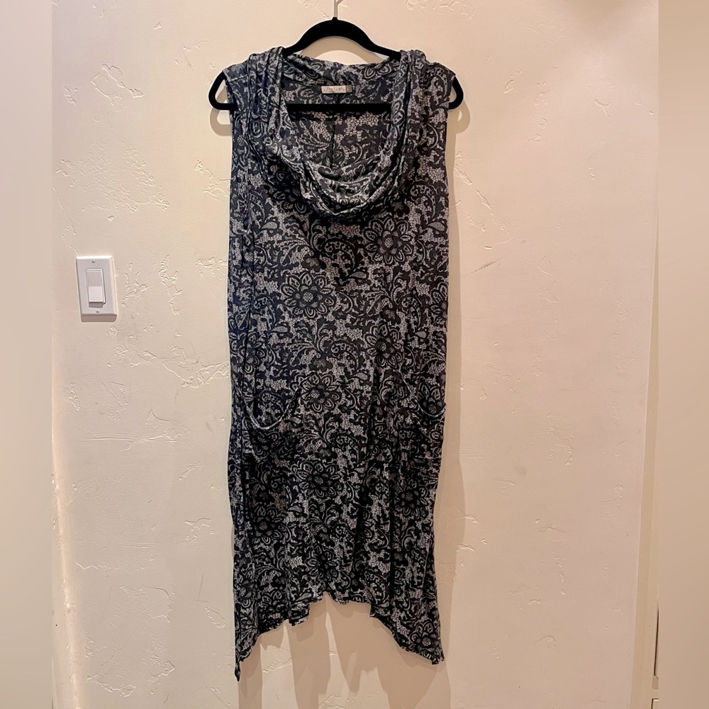 Chalet Black and Gray Floral Pattern Sheer Tunic
